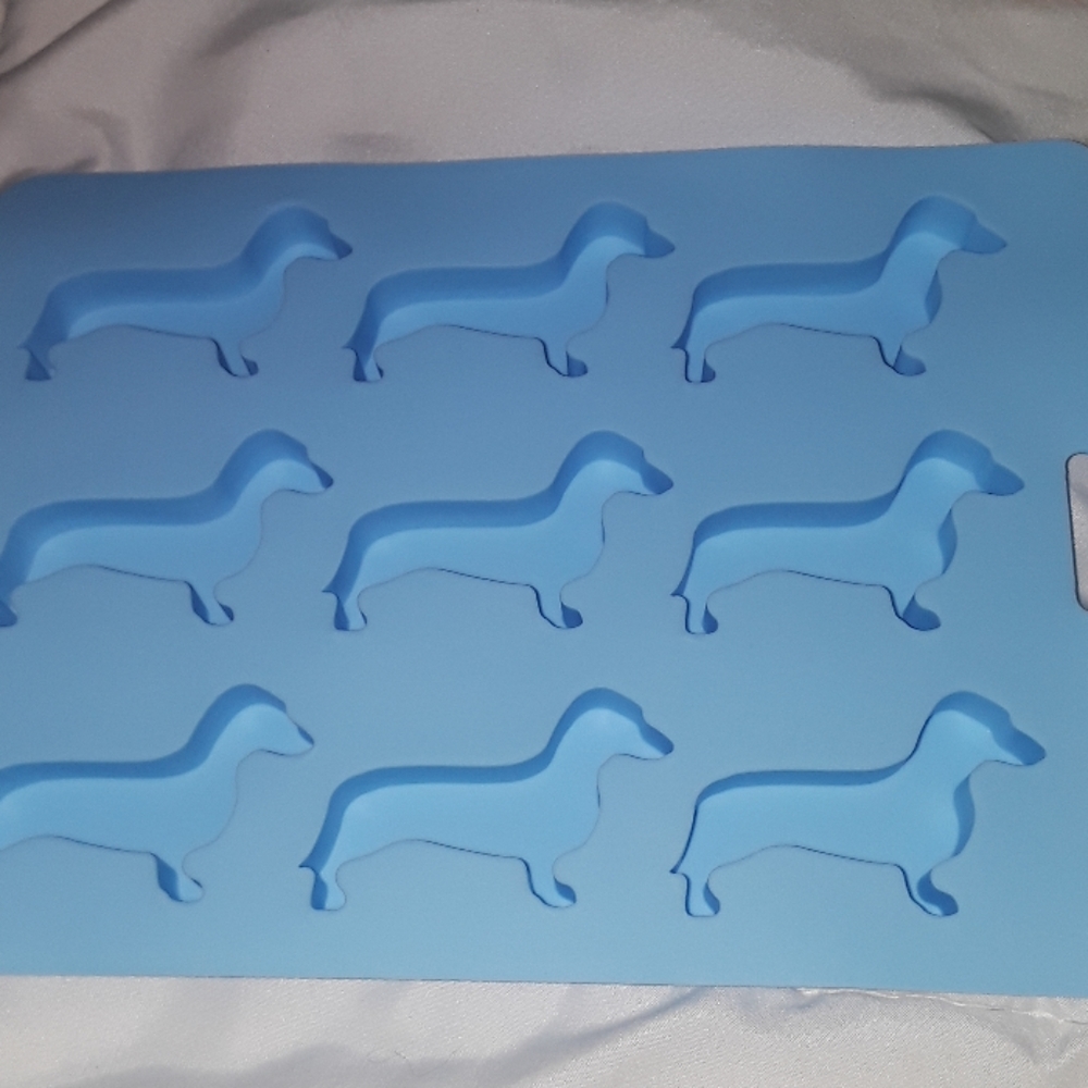 SALE 3 Dachshund ice trays set of 3 / BUNDLE ONLY 2or more items - Picture 2 of 4